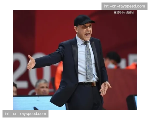 伤病更新：美国DH希望之星杰克逊·戈尔德在惠斯勒训练中锁骨骨折，预计休战八周