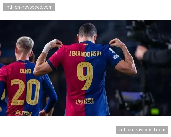 莱万传记作者透露：球员不适应巴萨替补角色，未来或赴美职联和沙特